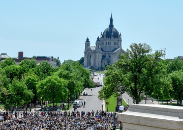 Minnesota Guardsmen Respond to Civil Unrest