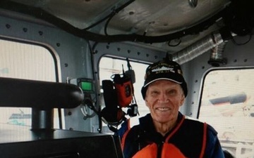 Coast Guard Veteran Crosses the Bar