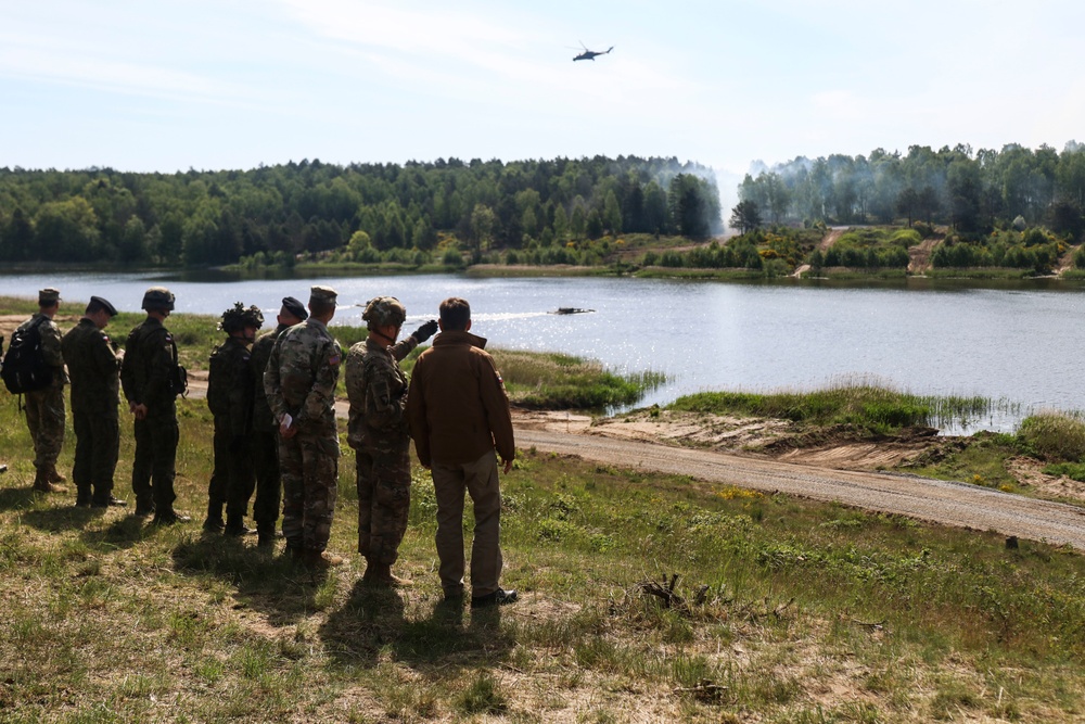 USAREUR, 1st CAV DIV FWD host Poland Minister of National Defense