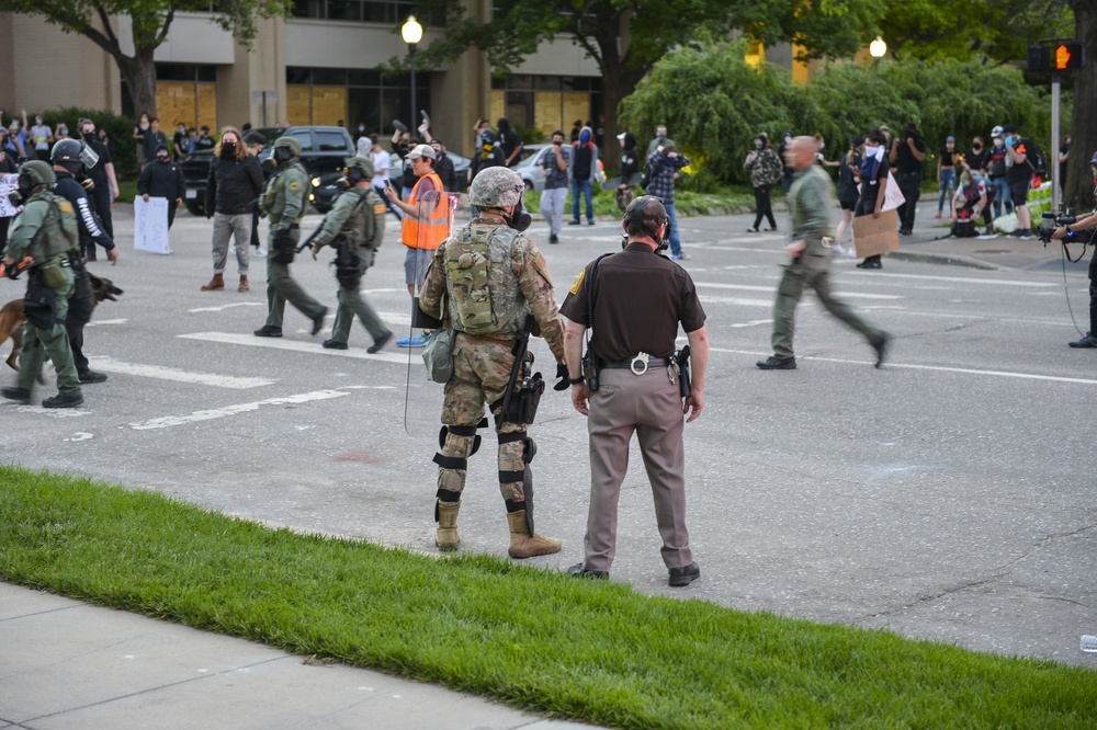 Nebraska National Guard supports law enforcement at Hall of Justice