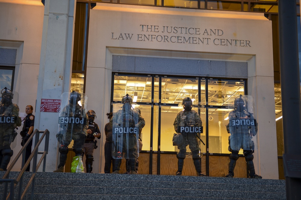 Nebraska National Guard supports law enforcement at Hall of Justice