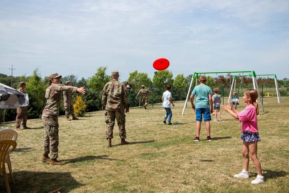 2ABCT visits Pyrzyce, Poland community