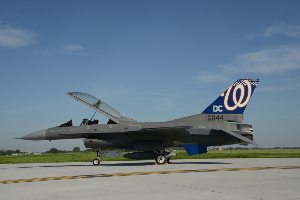 Nationals logo painted as F-16 tail flash
