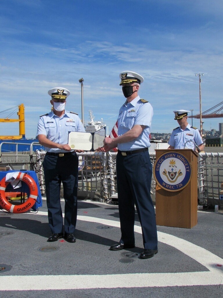 USCGC John Midgett (WHEC-726) transfers command