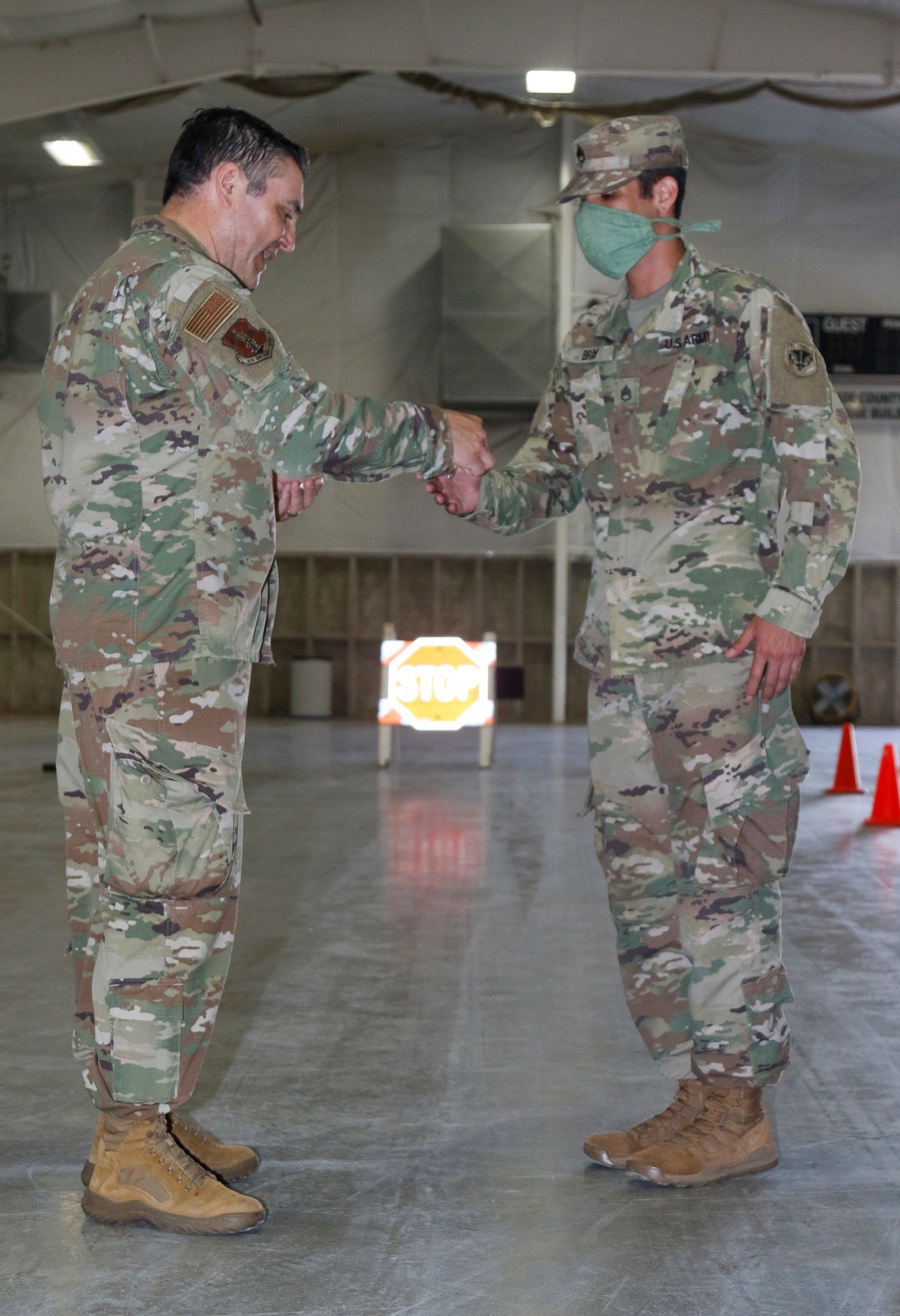 Maj. Gen. Paul Knapp, Wisconsin’s Adjutant General, Visits Specimen Collection Site in Antigo, Wis.