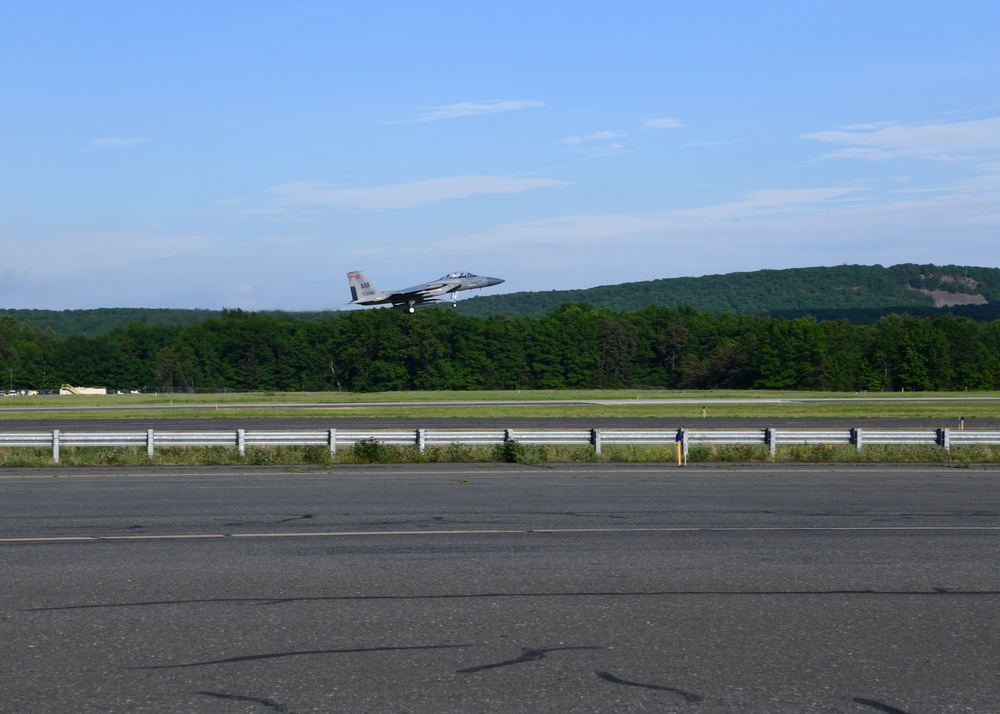 104th Fighter Wing Commander has F15 incentive flight