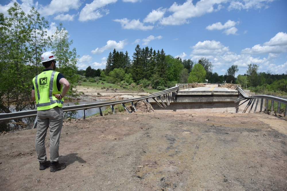 Michigan Highway 30 Bridge failure