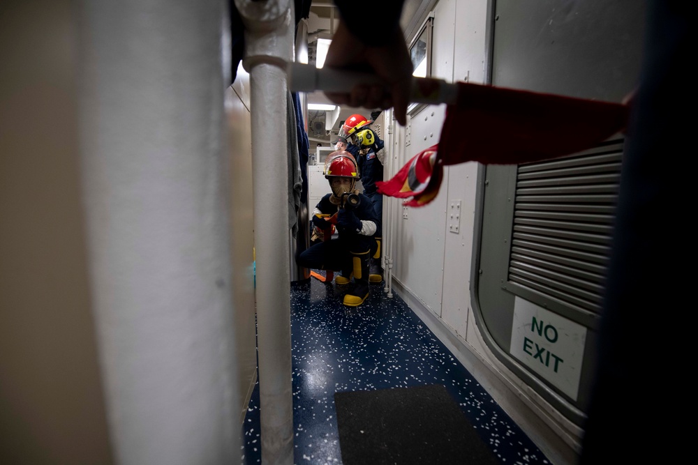Rafael Peralta Sailors Train in Damage Control