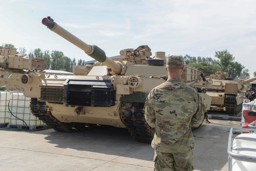 2-1 CD Redeployment, 1-5CAV 'Black Knights' Begins Agricultural Cleaning