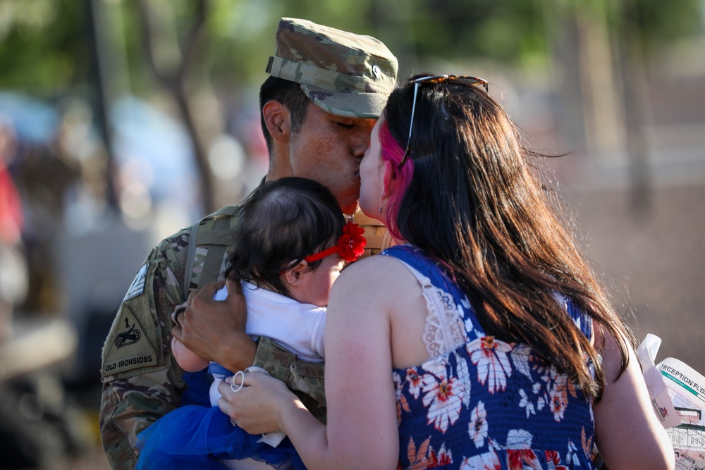 1st Armored Division Headquarters redeploys from Afghanistan