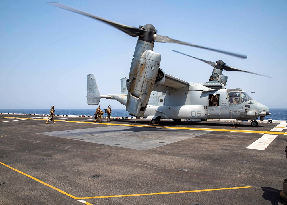 USS Bataan (LHD 5) Flight Operations