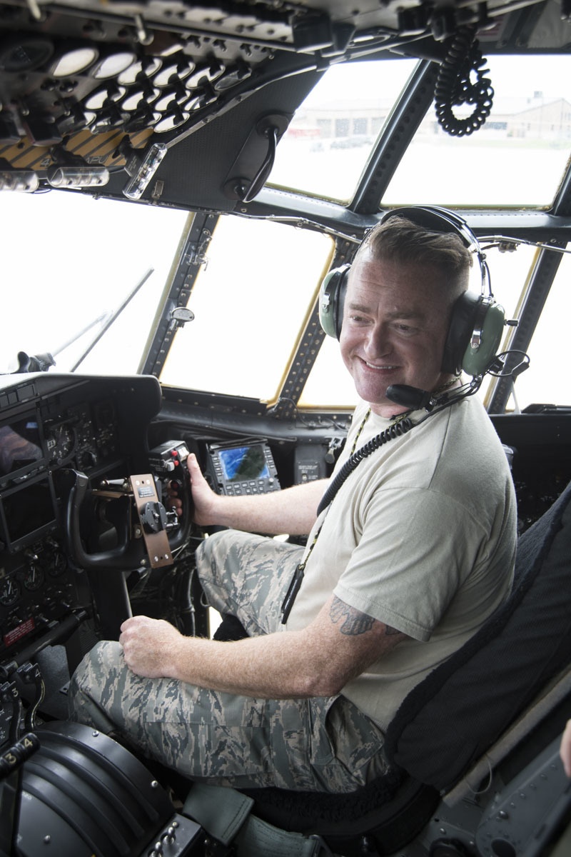 302nd Maintenance Squadron run a pressurization and auxiliary power unit tests