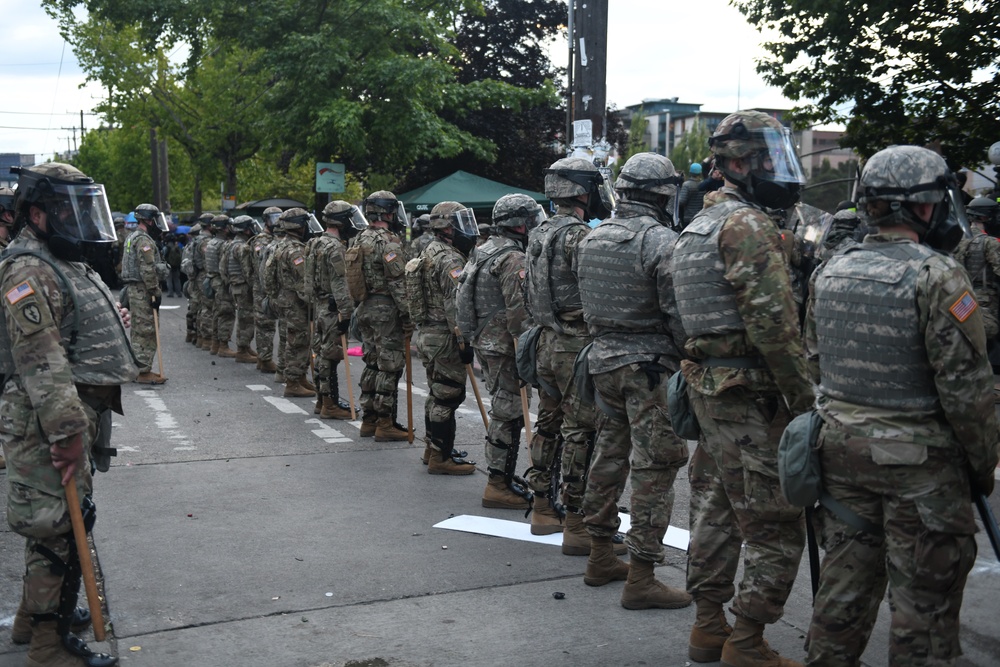 Washington Guardsmen support civil response in King County