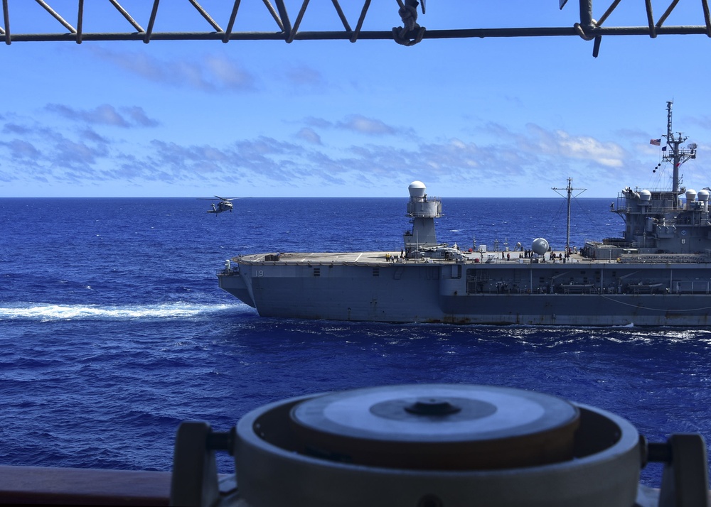 USNS Tippecanoe (T-AO 199) Conducts Replenishment-at-Sea with USS Blue Ridge (LCC 19)