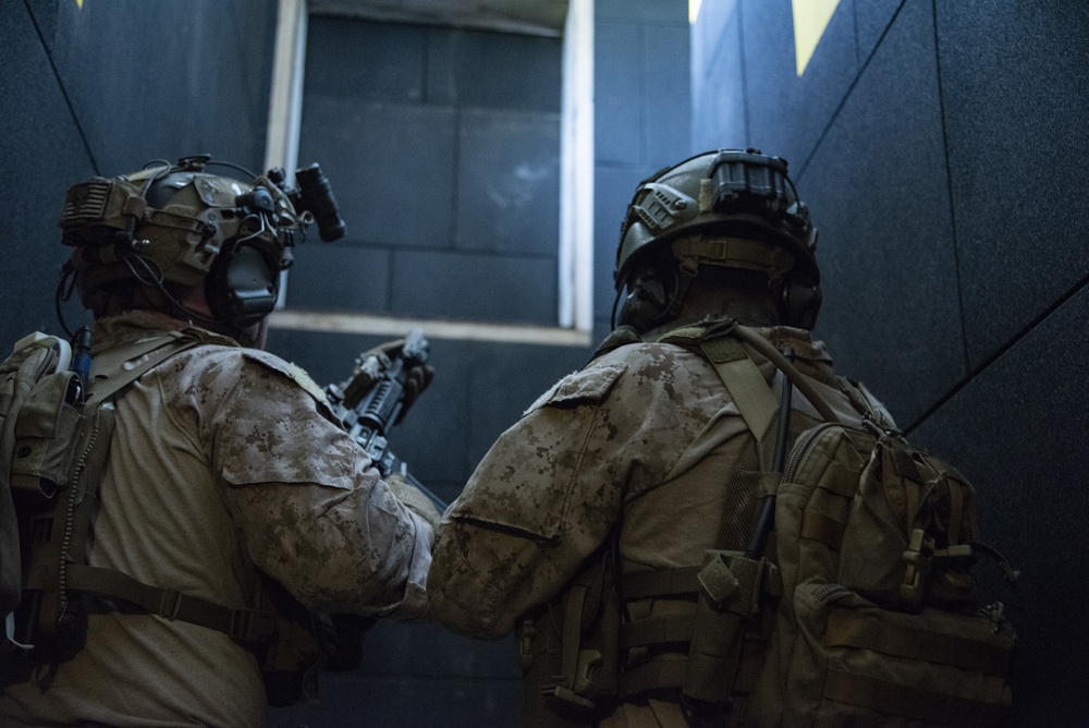 DVIDS - Images - 31st MEU MRF Marines conduct CQT qualification [Image ...