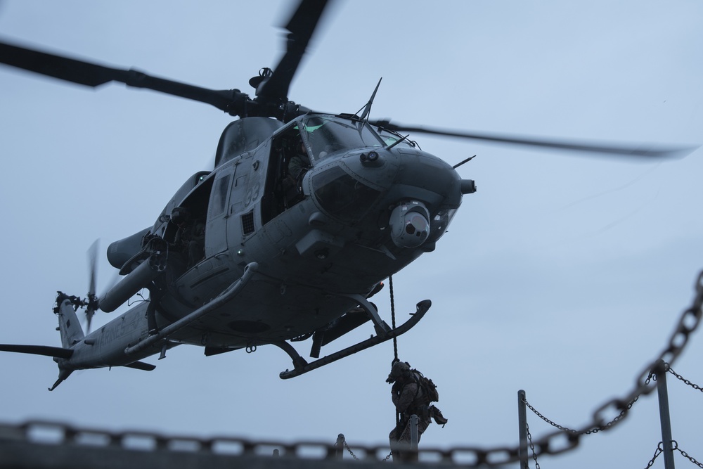 Check Those Corners: 31st MEU MRF Marines conduct CQT qualification