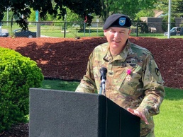 Col. Jeffrey Witt speaks during retirement ceremony