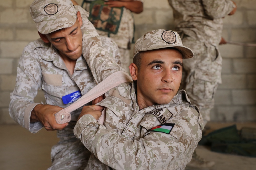 U.S. and Jordan Armed Forces Medics