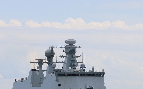Royal Danish Navy HDMS Esbern Snare (L17)