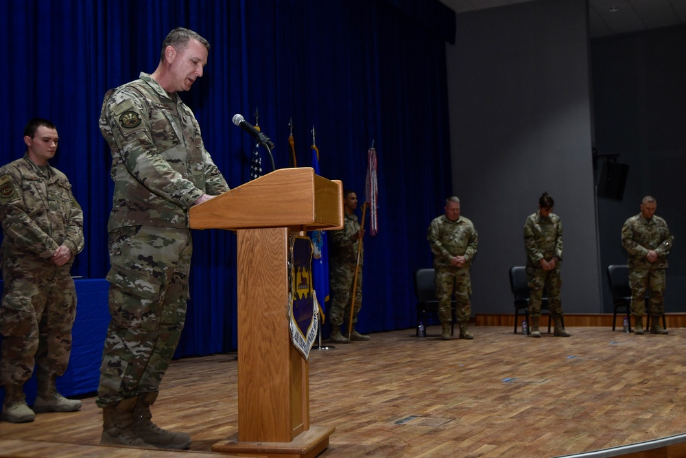 386 EMDG Change of Command, Finkbeiner to Modra