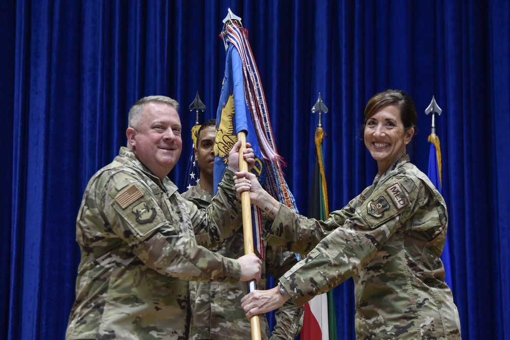 386 EMDG Change of Command, Finkbeiner to Modra