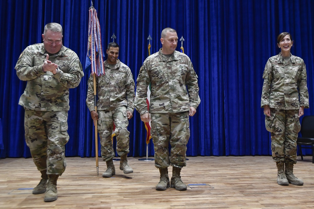 386 EMDG Change of Command, Finkbeiner to Modra