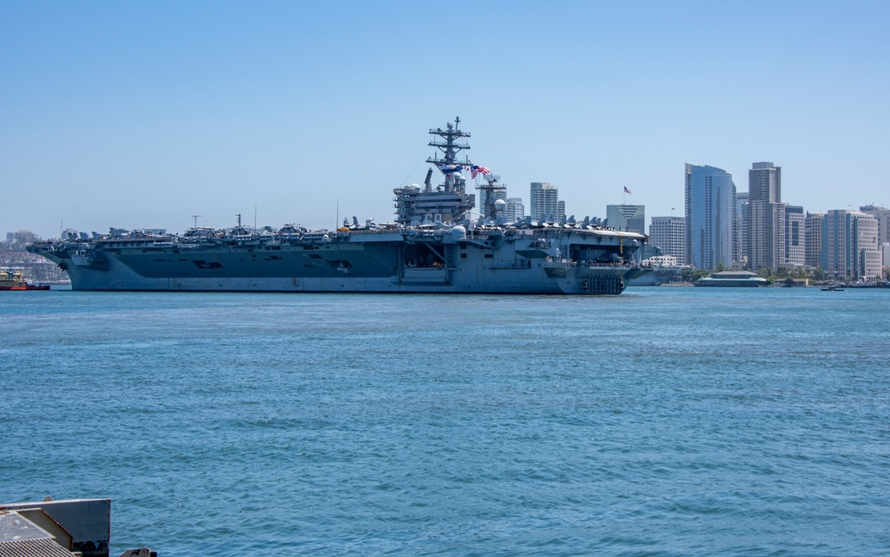 USS Nimitz Departs for Deployment