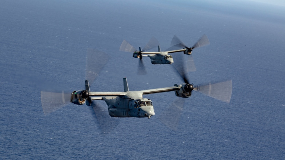 VMM-268: Flying Together