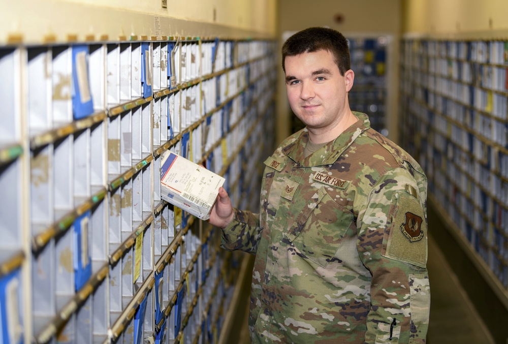 Mildenhall Nation - 100th FSS