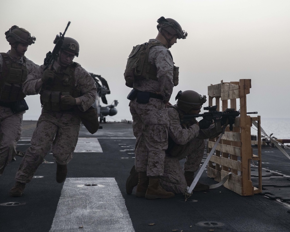 USS Bataan (LHD 5) Gun Shoot