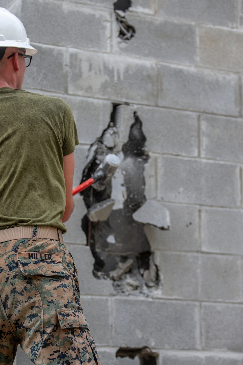 Marine task force conducts demolition exercise