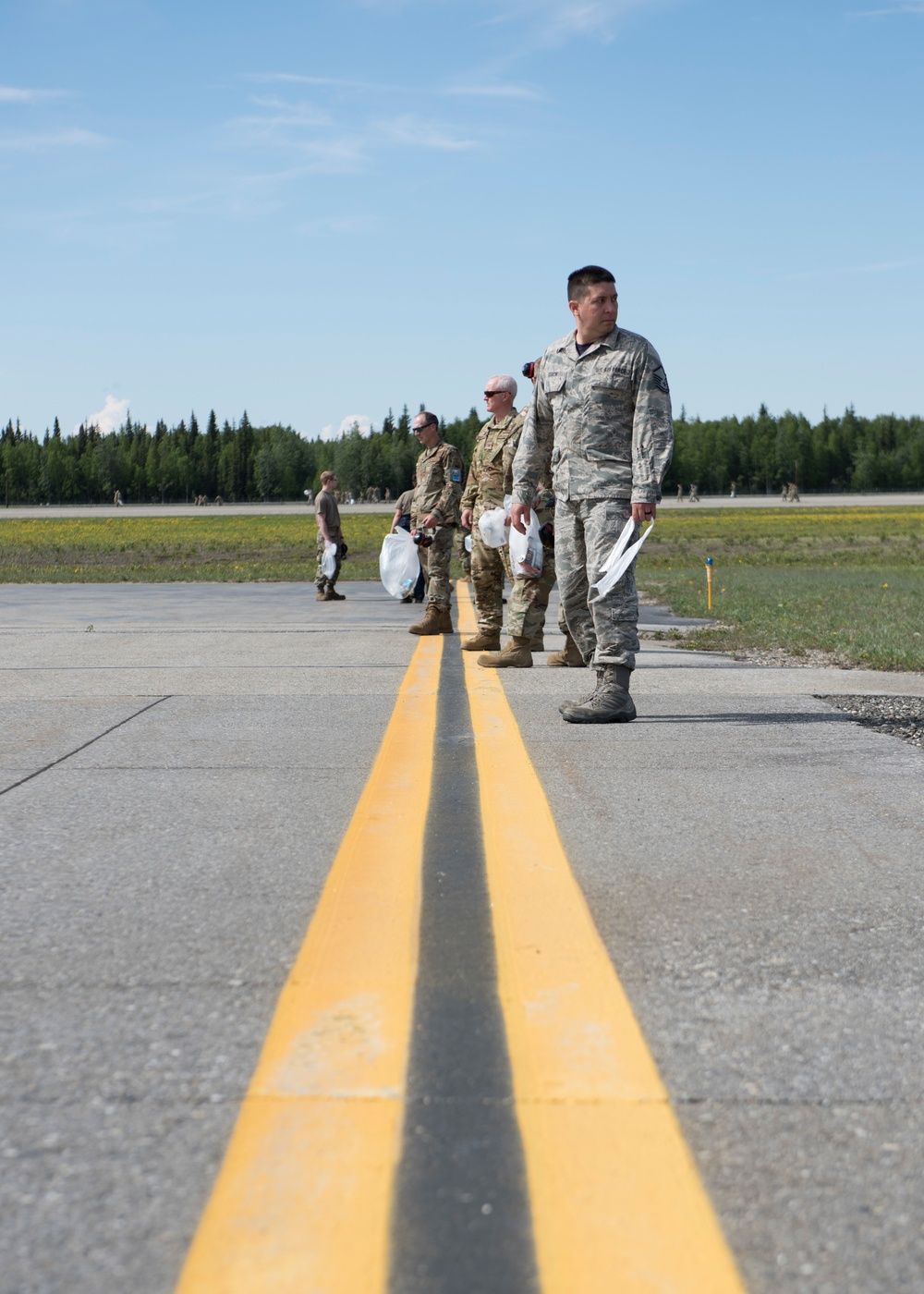 DVIDS - Images - Keeping the flight line free of debris [Image 2 of 7]
