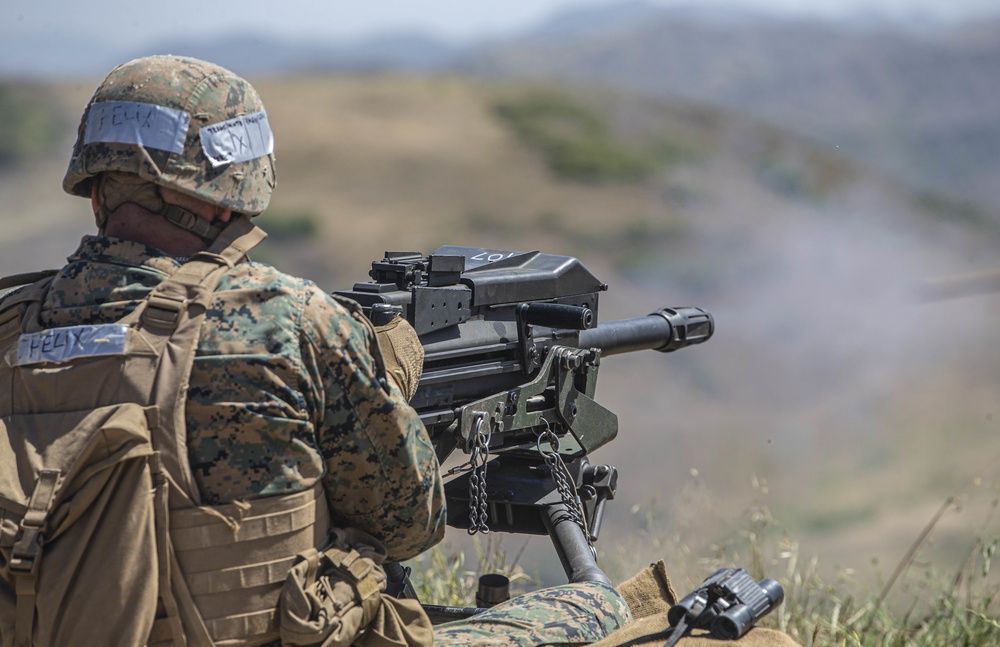 Infantry Training Battalion lights up targets with heavy fire