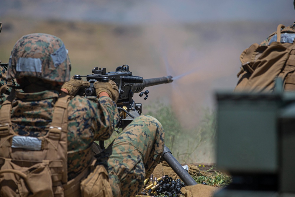 Infantry Training Battalion lights up targets with heavy fire