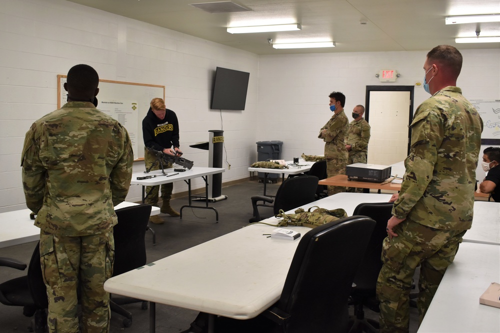 Ivy Soldiers Participate in Pre-Ranger Program