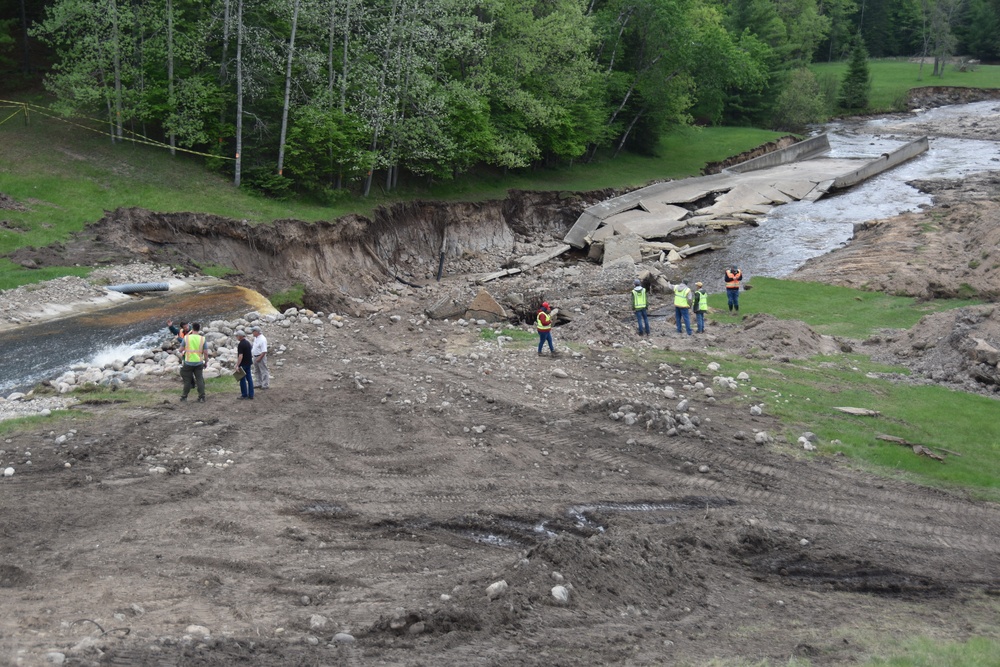 Engineers Inspect Failed Forest Lake Spillway Following Michigan Flooding