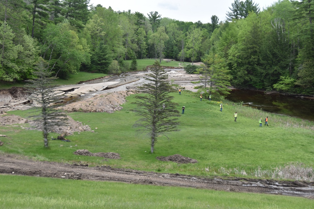 Engineers Inspect Failed Forest Lake Spillway Following Michigan Flooding