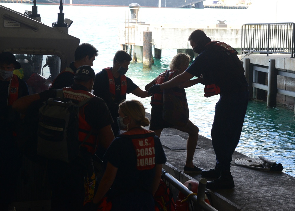 Coast Guard rescues mariners from overdue sailing vessel off Hawaii