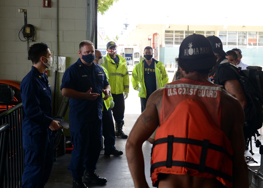 Coast Guard rescues mariners from overdue sailing vessel off Hawaii