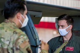 52nd MXG trains 480th FS pilots on refueling, munitions arming, disarming F-16s