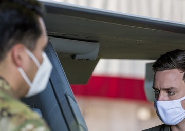 52nd MXG trains 480th FS pilots on refueling, munitions arming, disarming F-16s