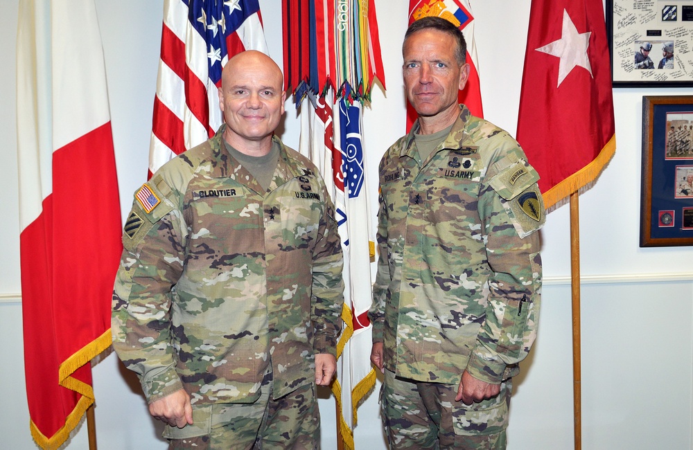 Maj. Gen. Andrew M. Rohling visits Caserma Ederle in Vicenza, Italy