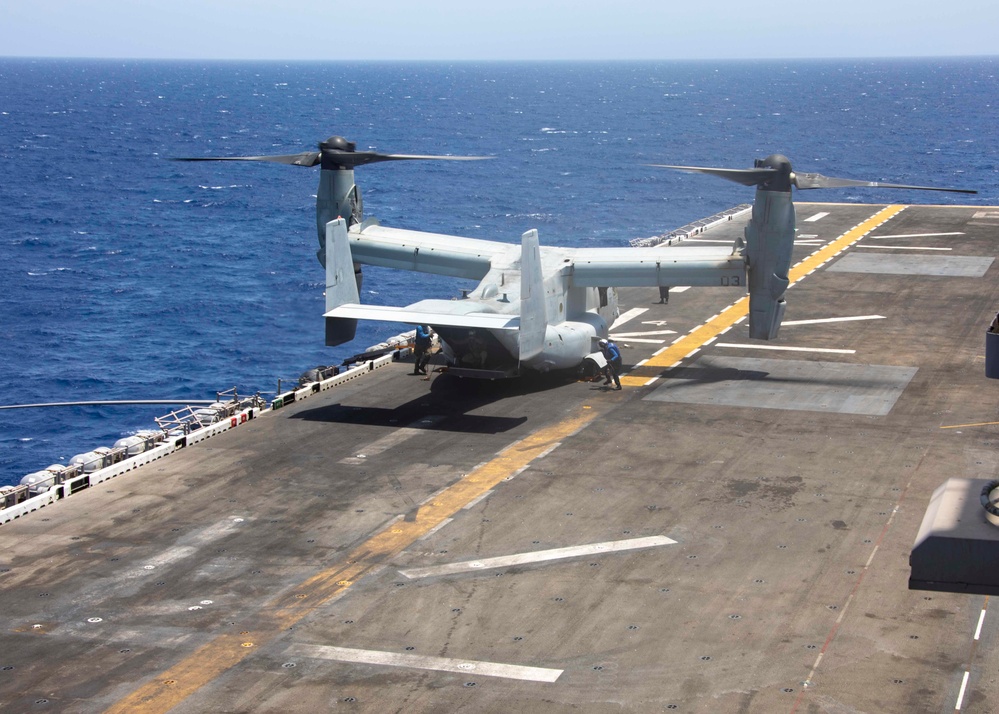 Flight Operations USS Bataan (LHD 5)