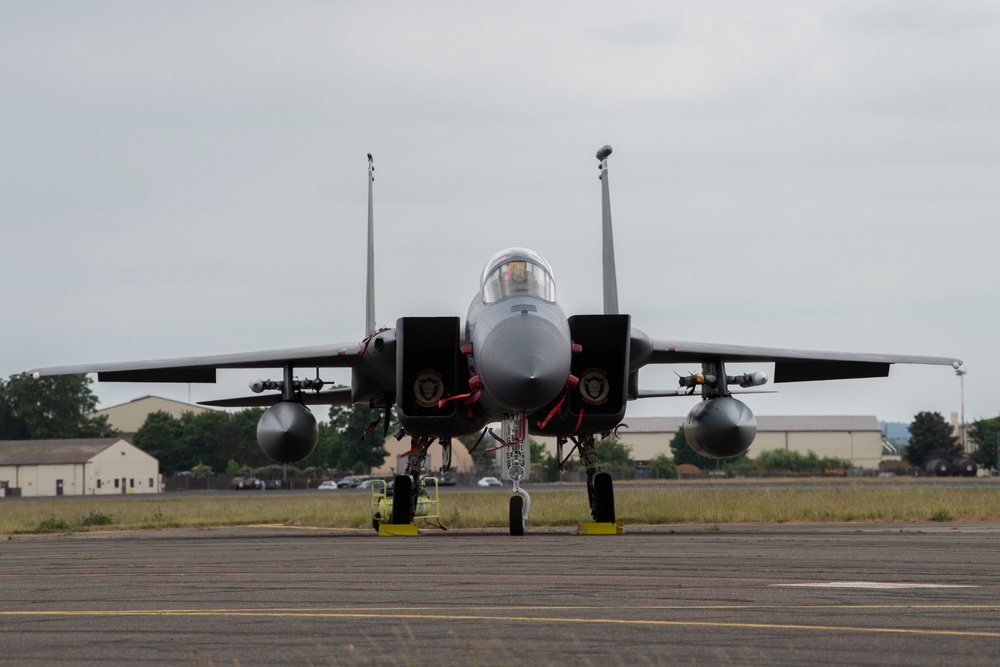 RAF Mildenhall receives visit from 48th FW F-15s