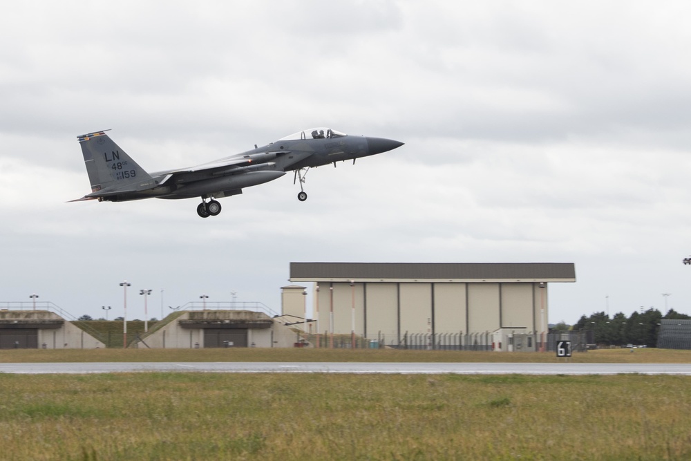 RAF Mildenhall receives visit from 48th FW F-15s