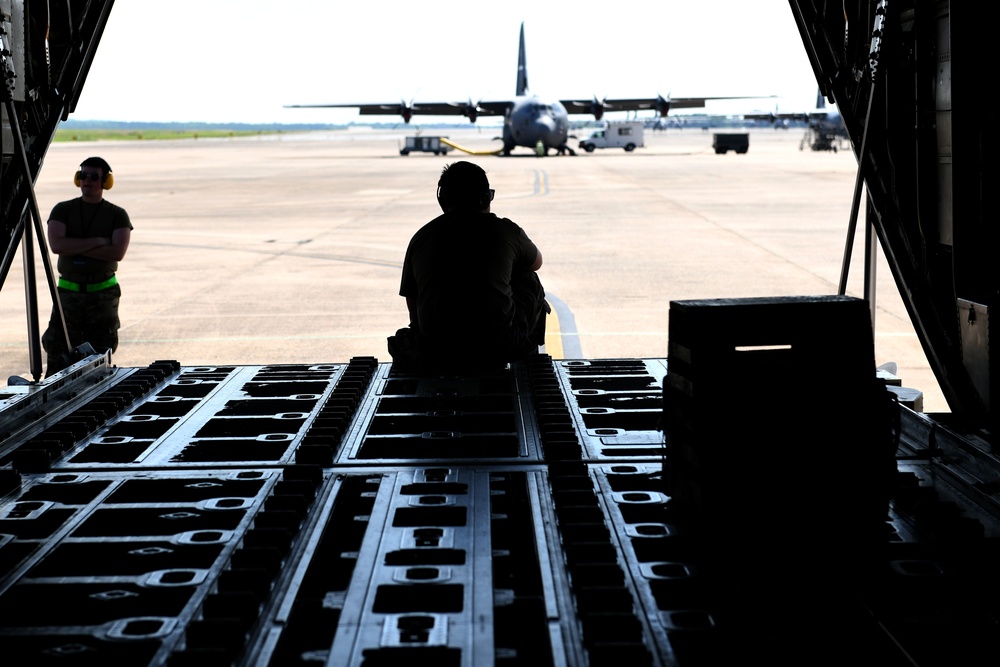 LRAFB, Dyess demonstrate agile combat airlift during JFE exercise