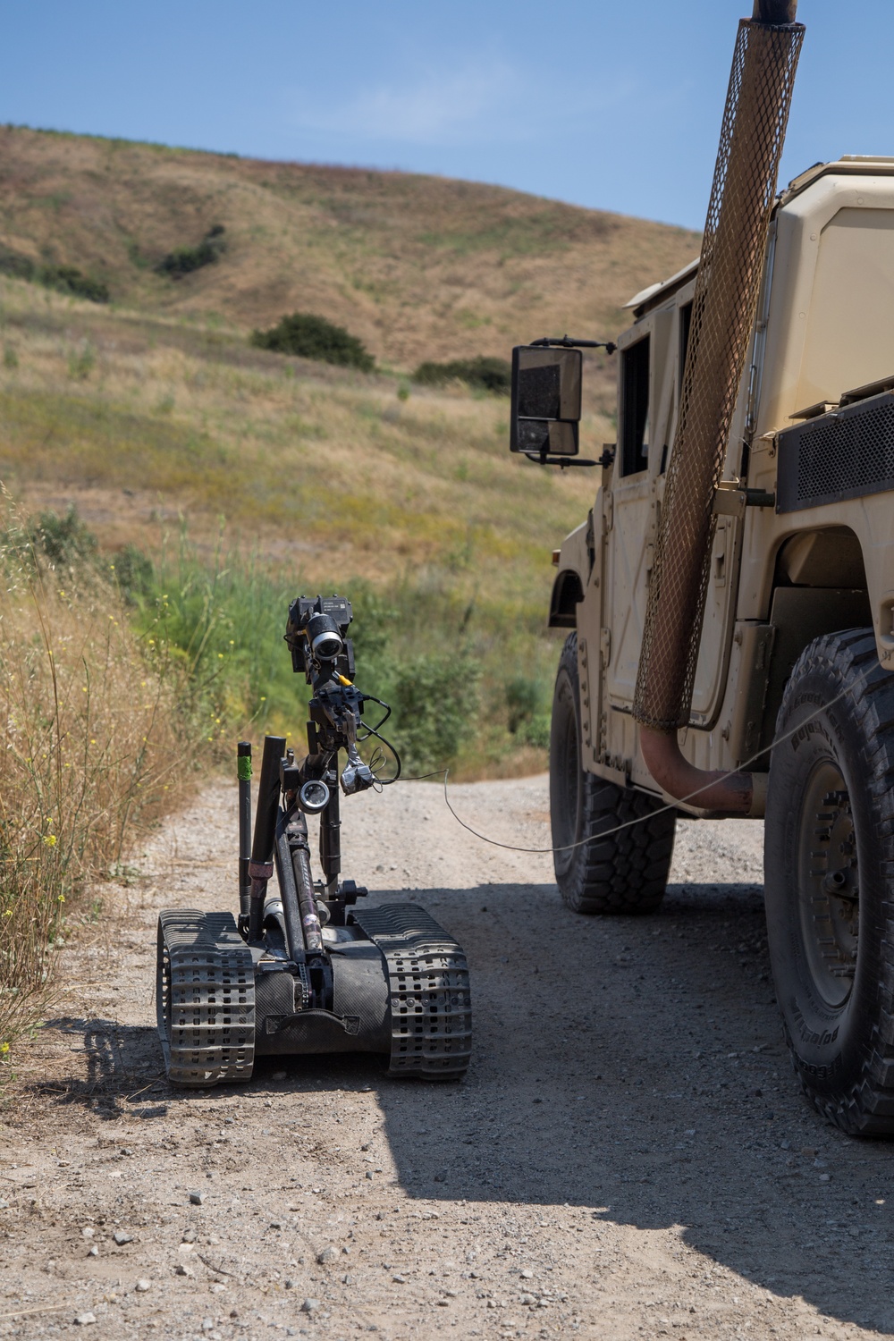 15th MEU Marines conduct EOD training