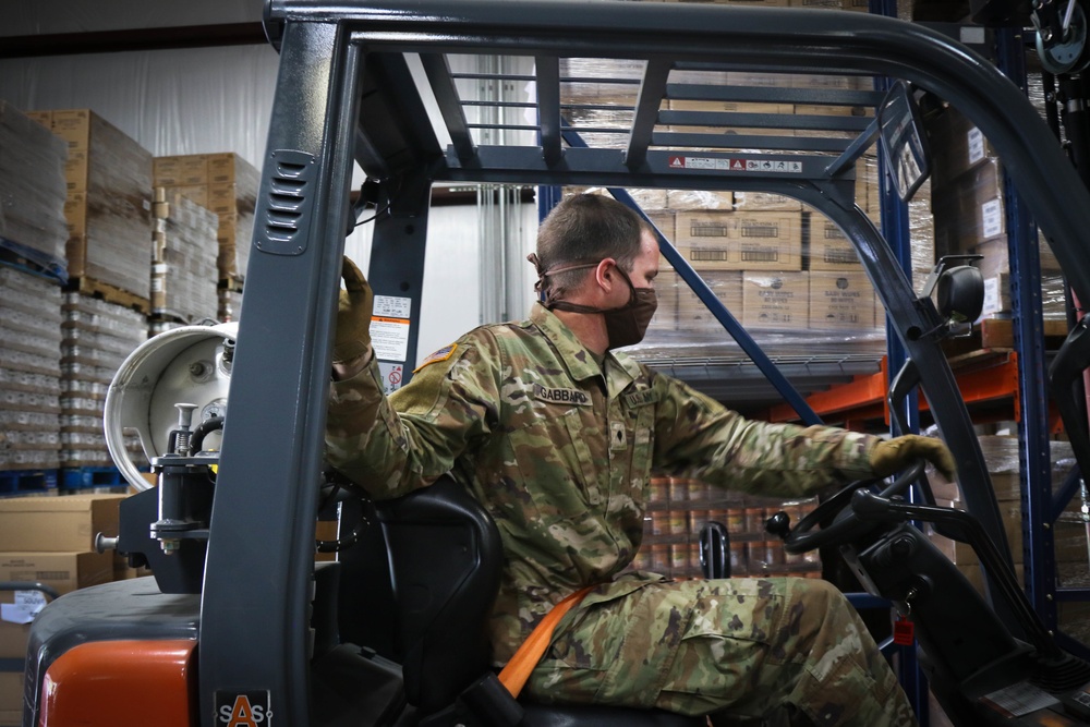 NCARNG Help Feed Local Community During COVID-19