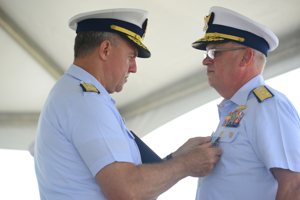 Coast Guard Atlantic Area Command holds change-of-command ceremony