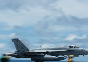 USS Ronald Reagan (CVN 76) Flight Operations